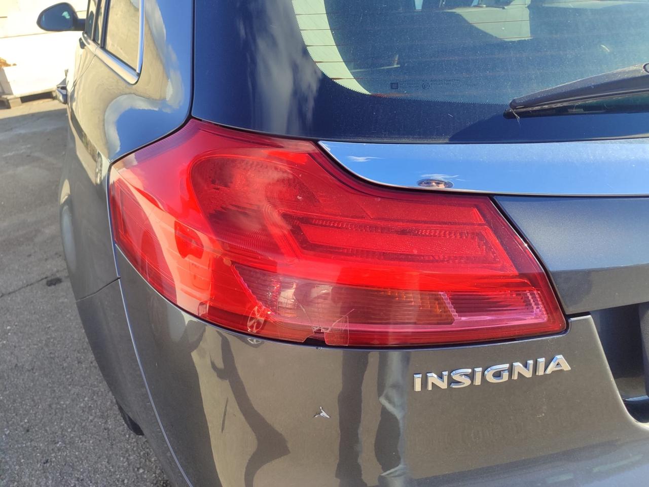 Opel Insignia 2.0 CDTI 160CV Sports Tourer leggi annuncio