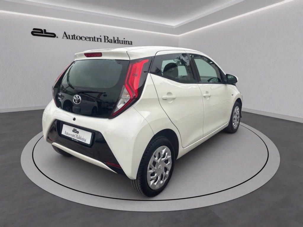 TOYOTA Aygo 5p 1.0 x-cool m-mt 72cv del 2021