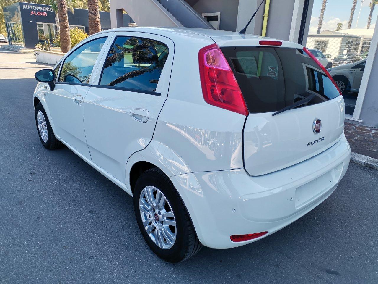 Fiat Punto 5 Porte Punto 5p 1.2 Young c/navi,radio