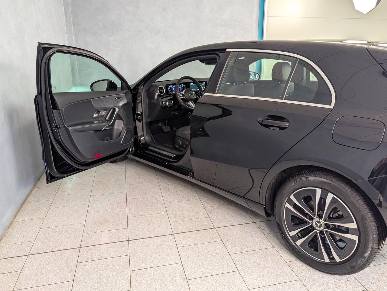 Mercedes-Benz A 180 180 Automatic Progressive Advanced