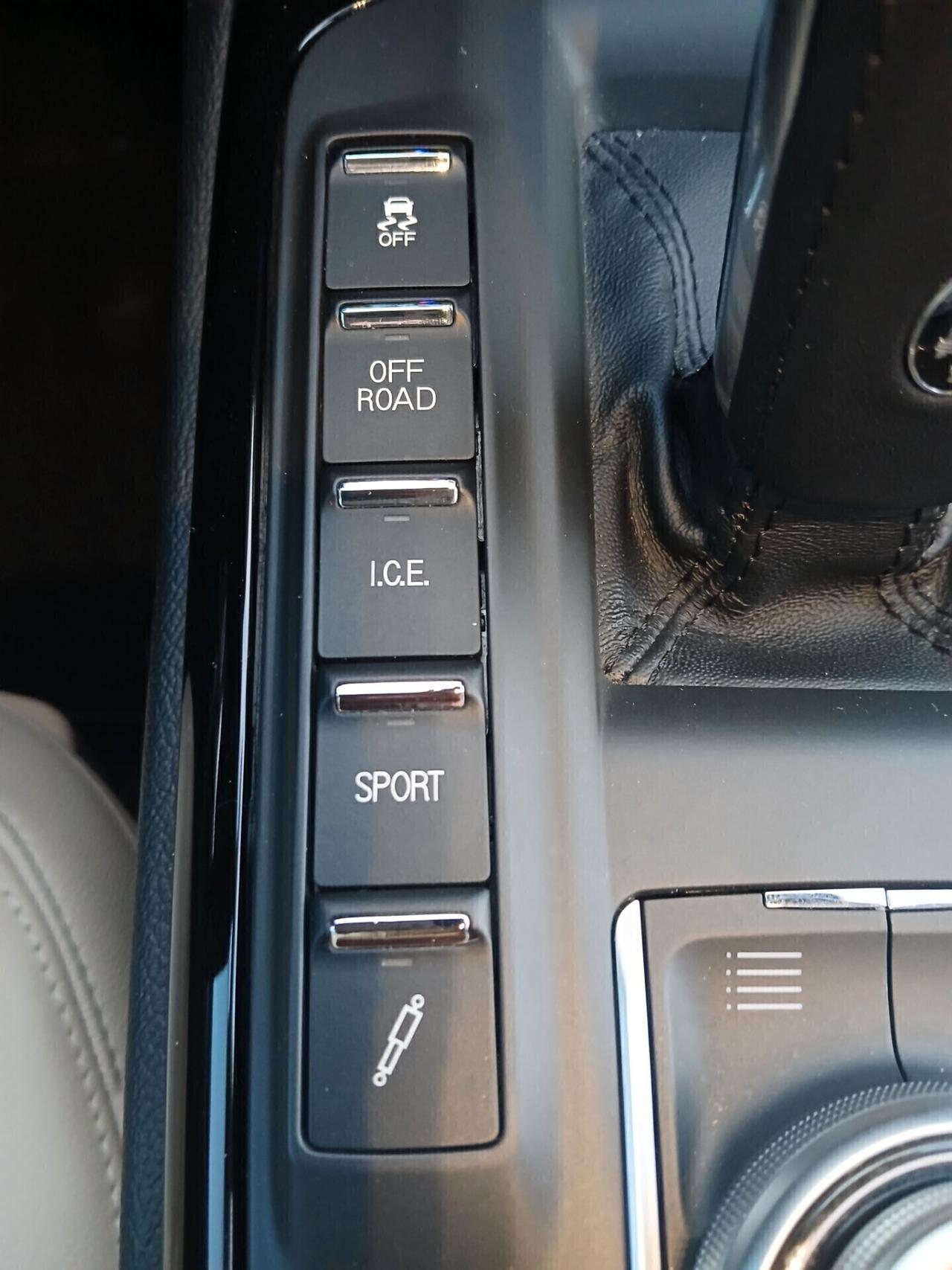 MASERATI Levante 3.0 V6 Diesel 250cv PARI AL NUOVO