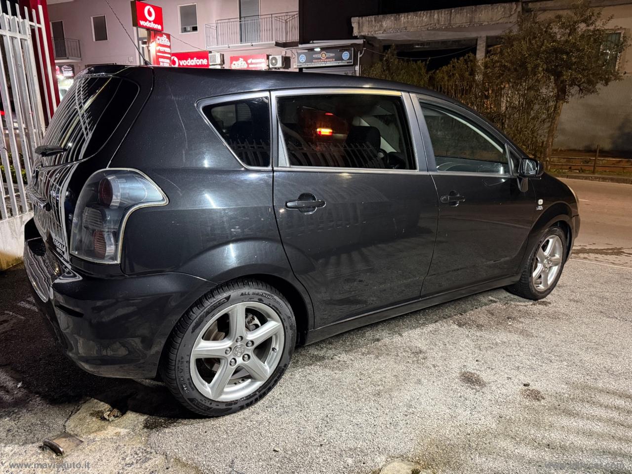 TOYOTA Corolla Verso 2.2 16V D-4D D-Cat 7pti 7P.