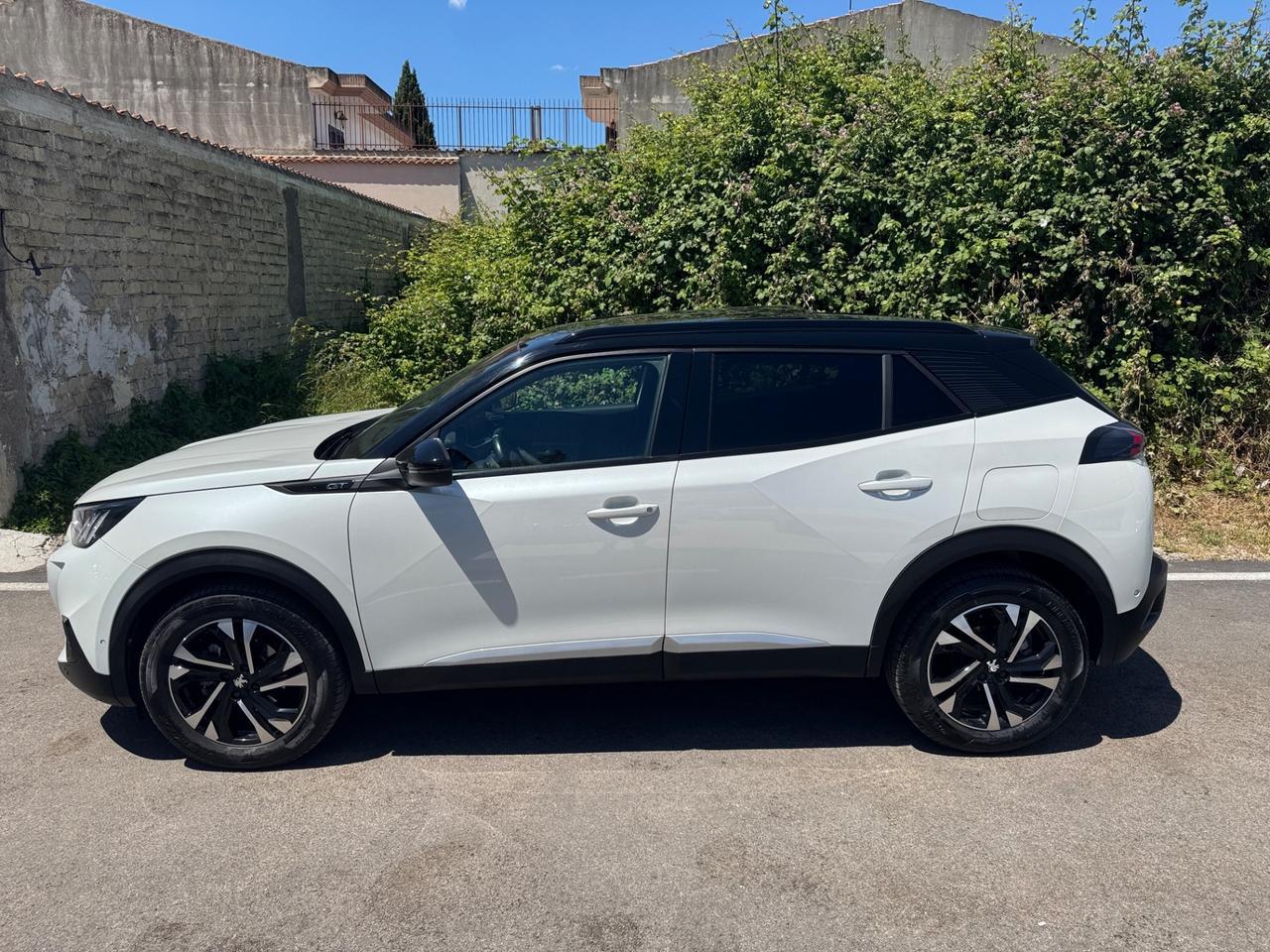 Peugeot 2008 PureTech 130 S&S EAT8 GT Pack