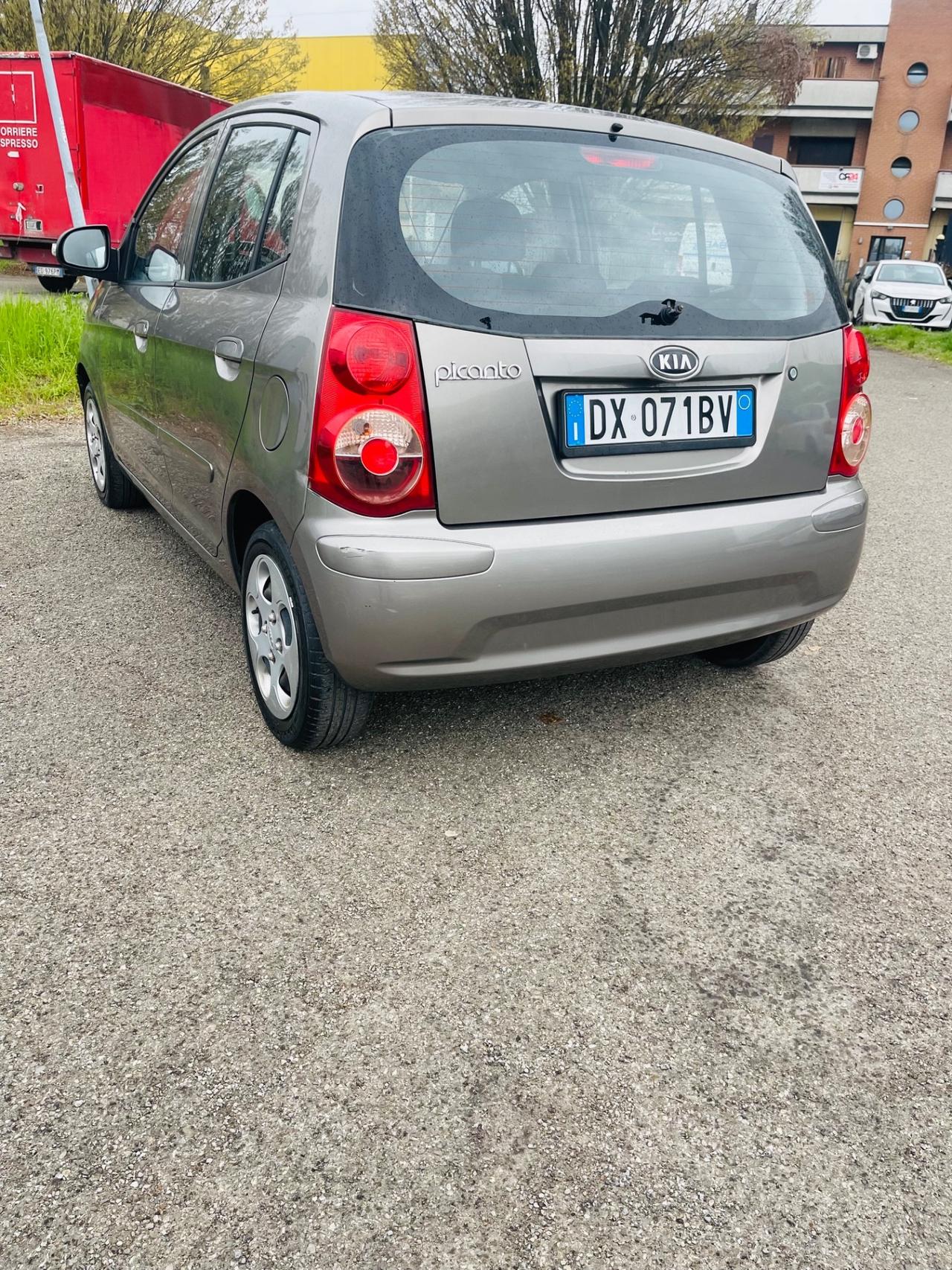 Kia Picanto 1.0 12V Town Bi-Fuel