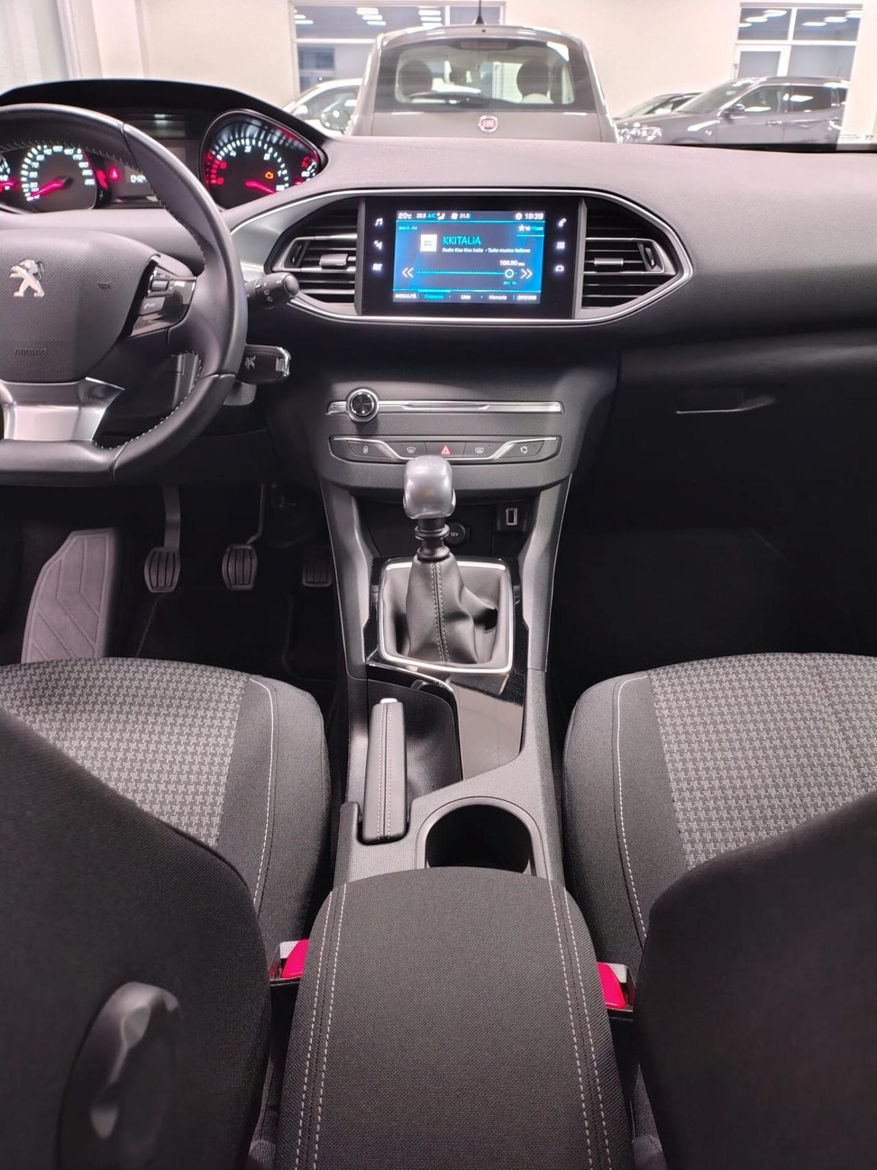 Peugeot 308 BlueHDi 130 S&S EAT8 Active