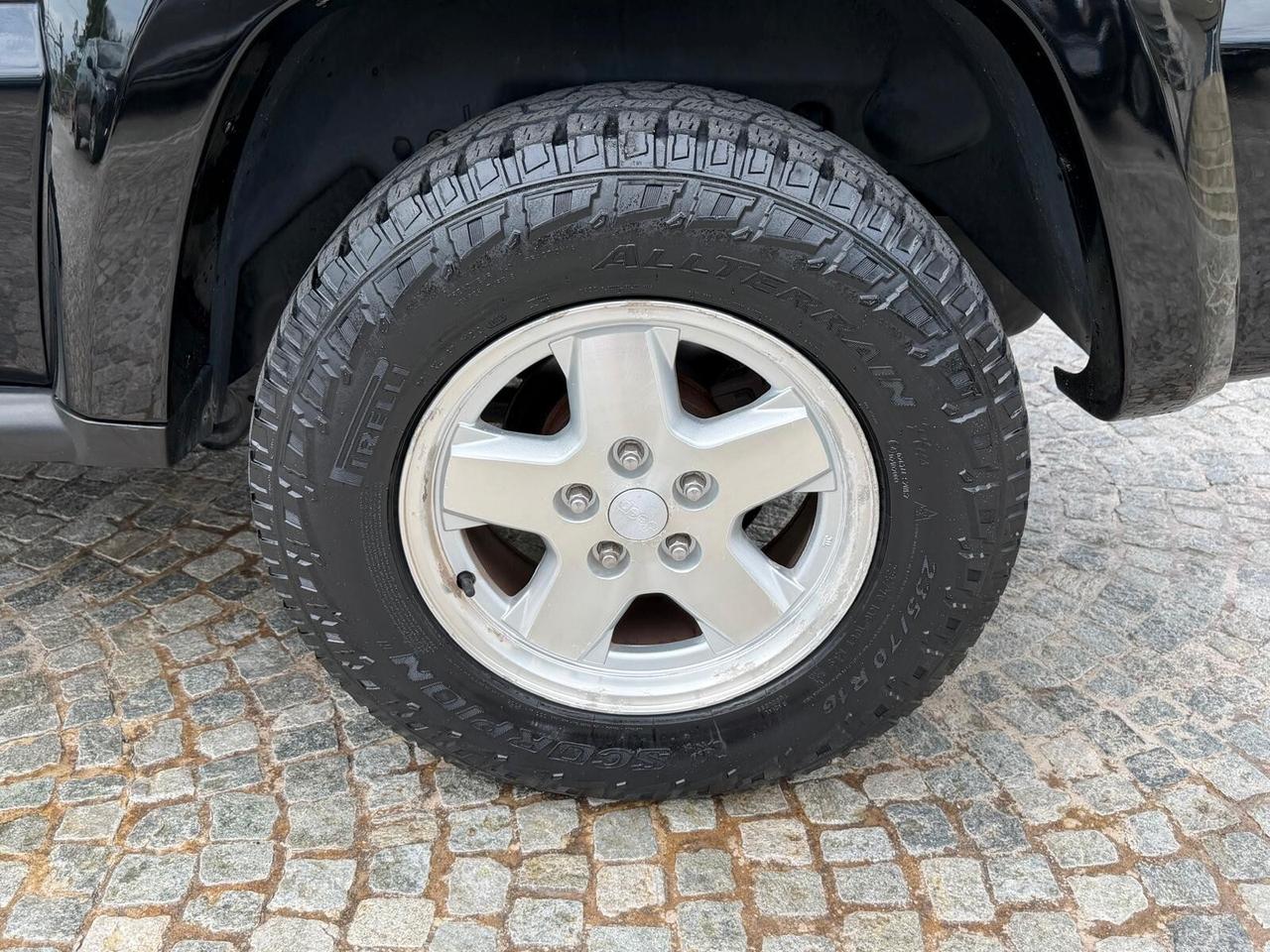 Jeep Cherokee 2.8 CRD 163Cv Limited - gancio traino