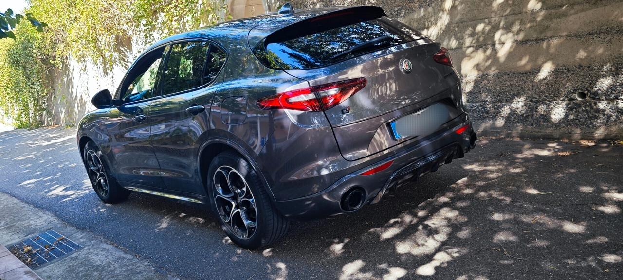 Alfa Romeo Stelvio 2.2 Turbodiesel 210 CV AT8 Q4 Veloce