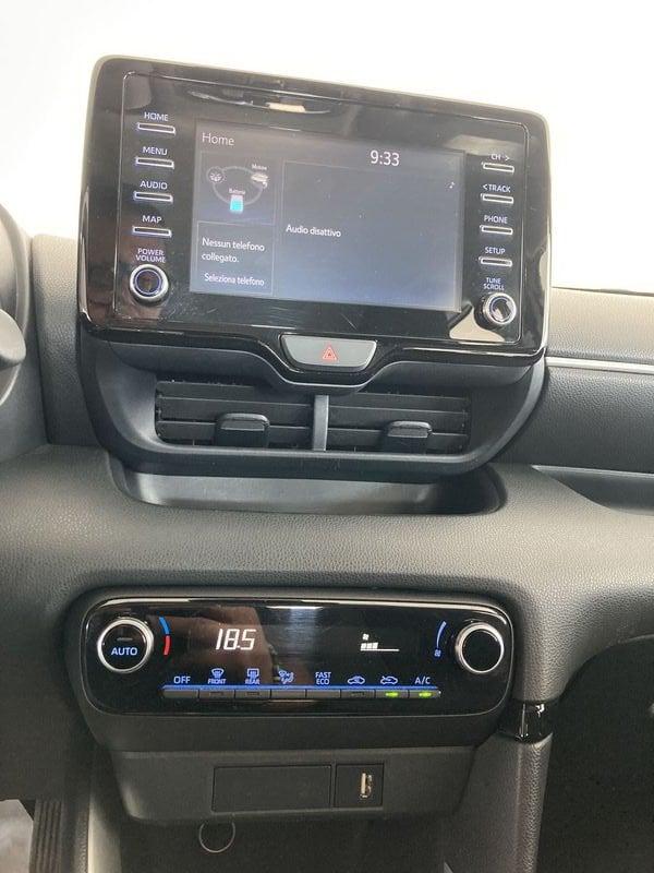 Toyota Yaris Hybrid Active MY22