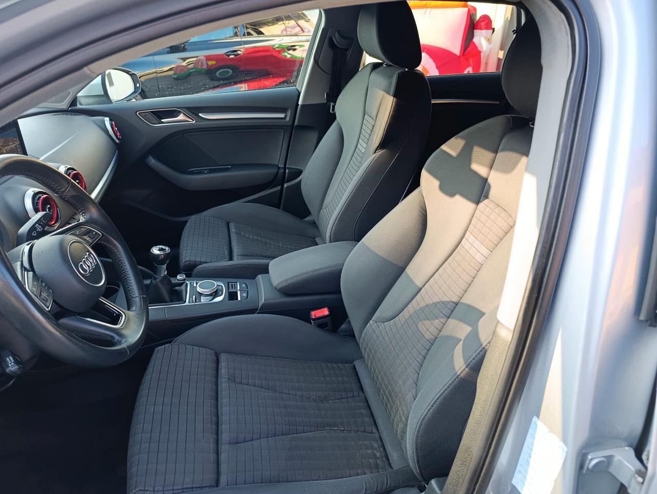 Audi A3 SPB 35 TDI S tronic Business Advanced