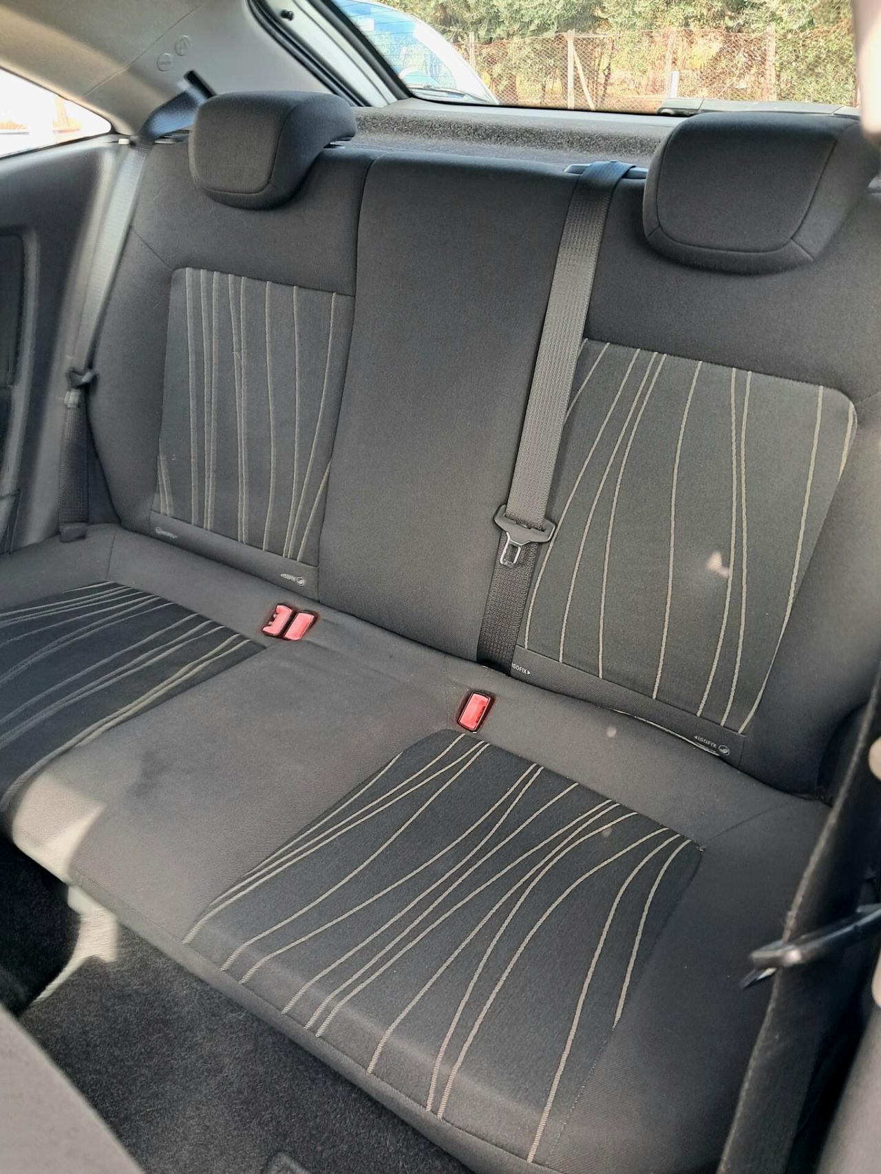 Opel Corsa 1.2 80CV 3 porte GPL