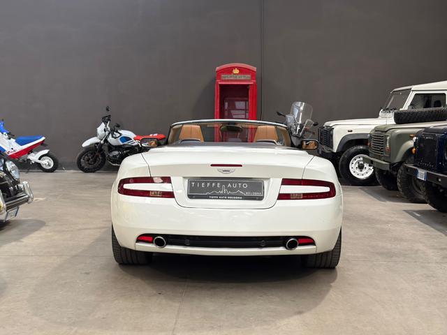 ASTON MARTIN DB9 Volante