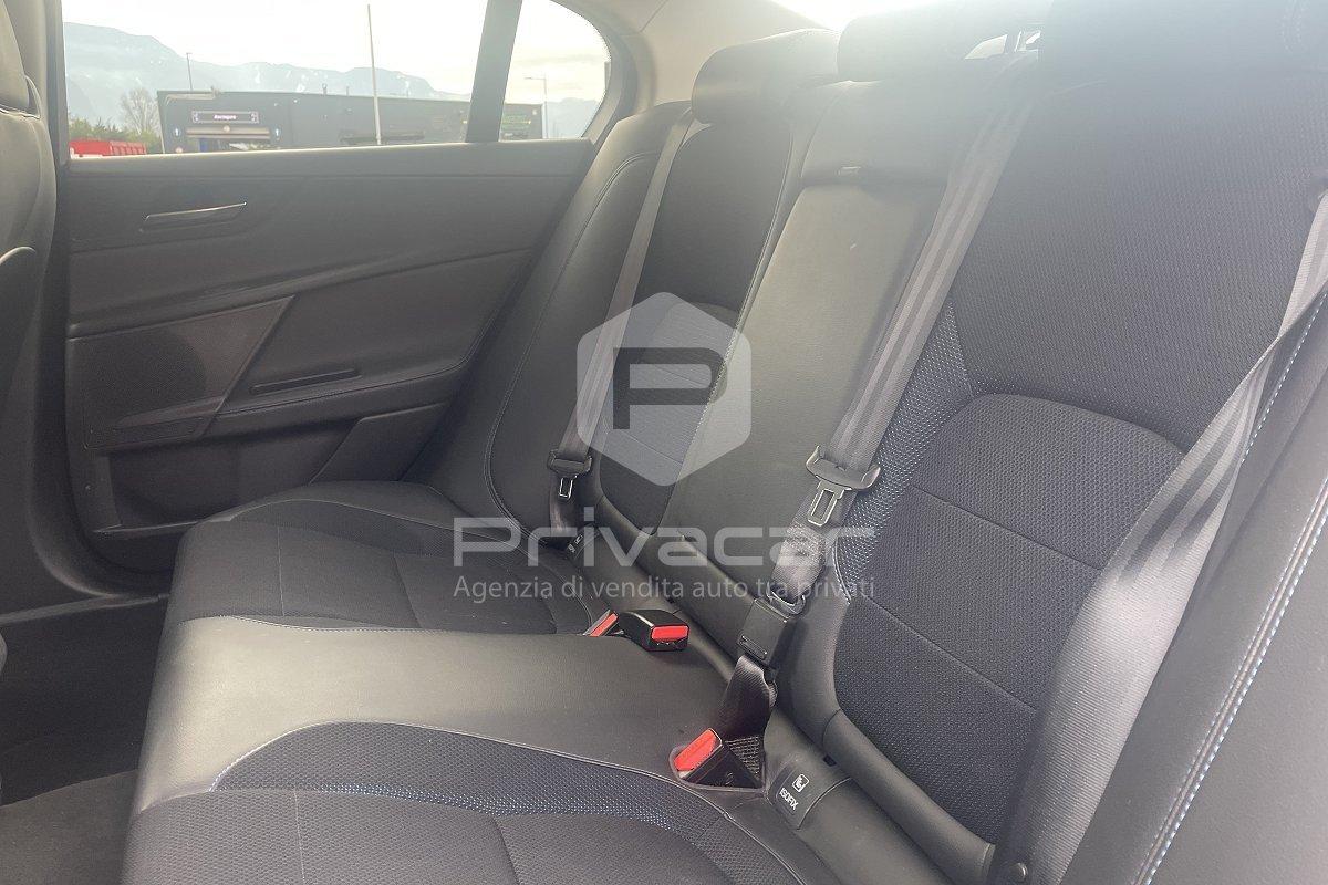 JAGUAR XE 2.0 D Turbo 180CV aut. R-Sport