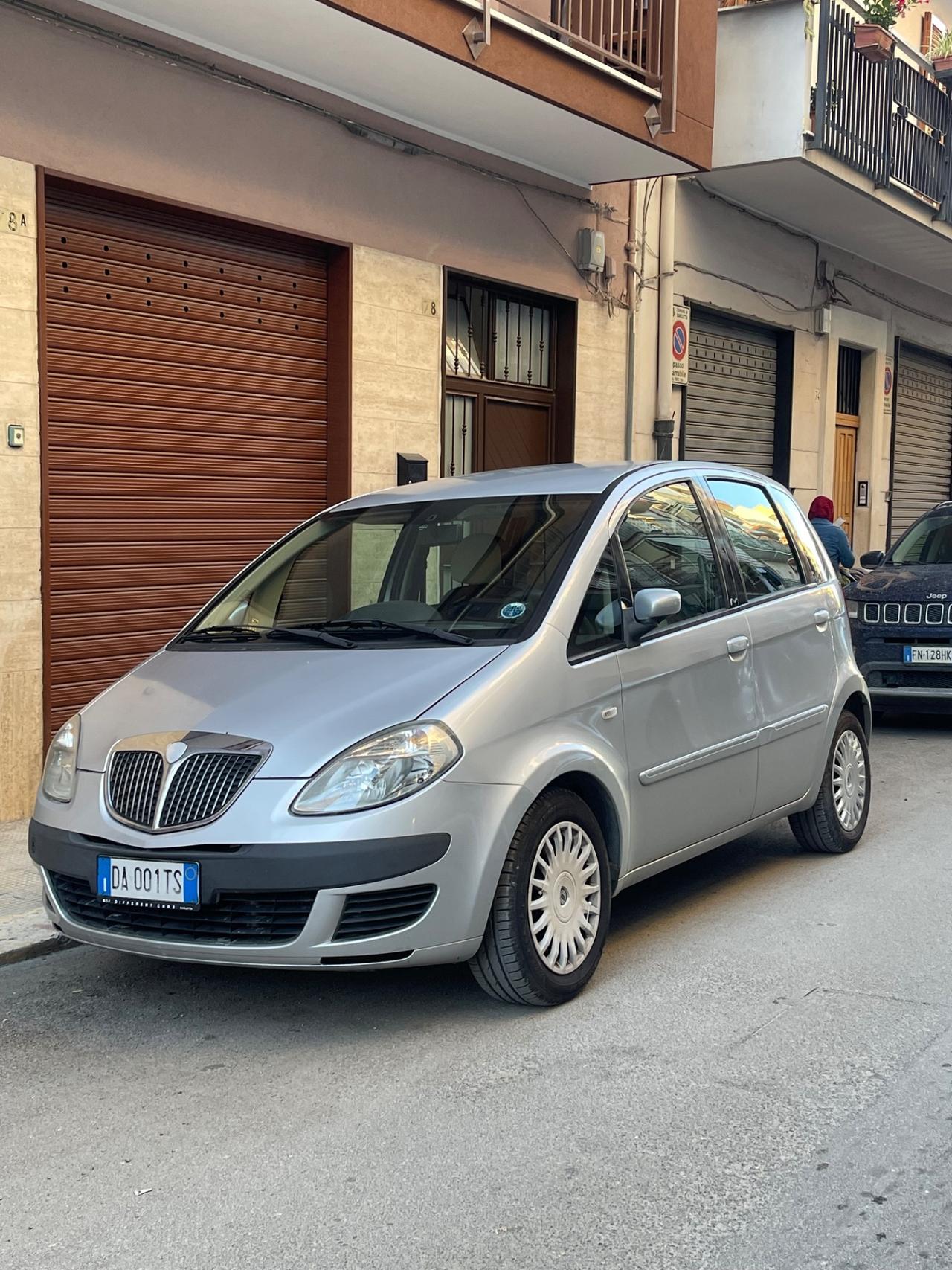Lancia MUSA 1.3 Multijet 16V 90 CV Oro