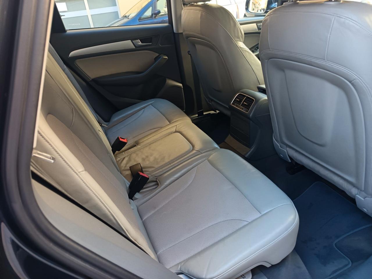 Audi Q5 2.0 TDI 190 CV S-Line Quattro S-Tronic