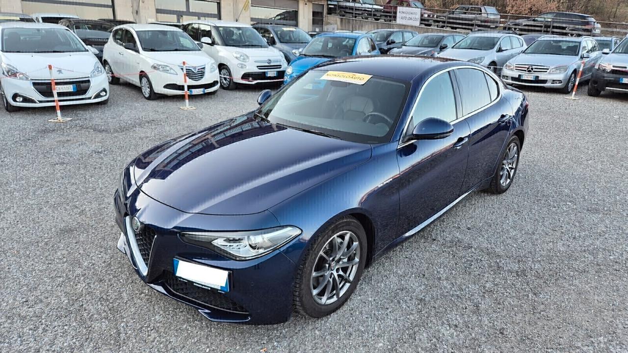 Alfa Romeo Giulia JTDM Super Full-Garanzia 3 anni
