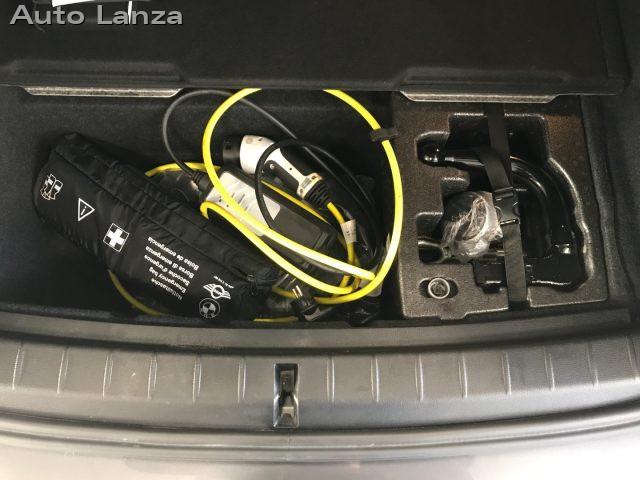 BMW X1 xDrive25e Business Advantage con GANCIO TRAINO