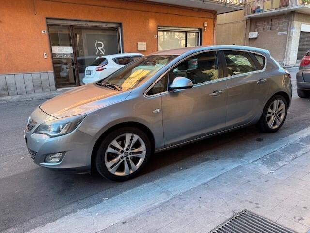 Opel Astra 1.7 CDTI 110CV 5 porte Cosmo