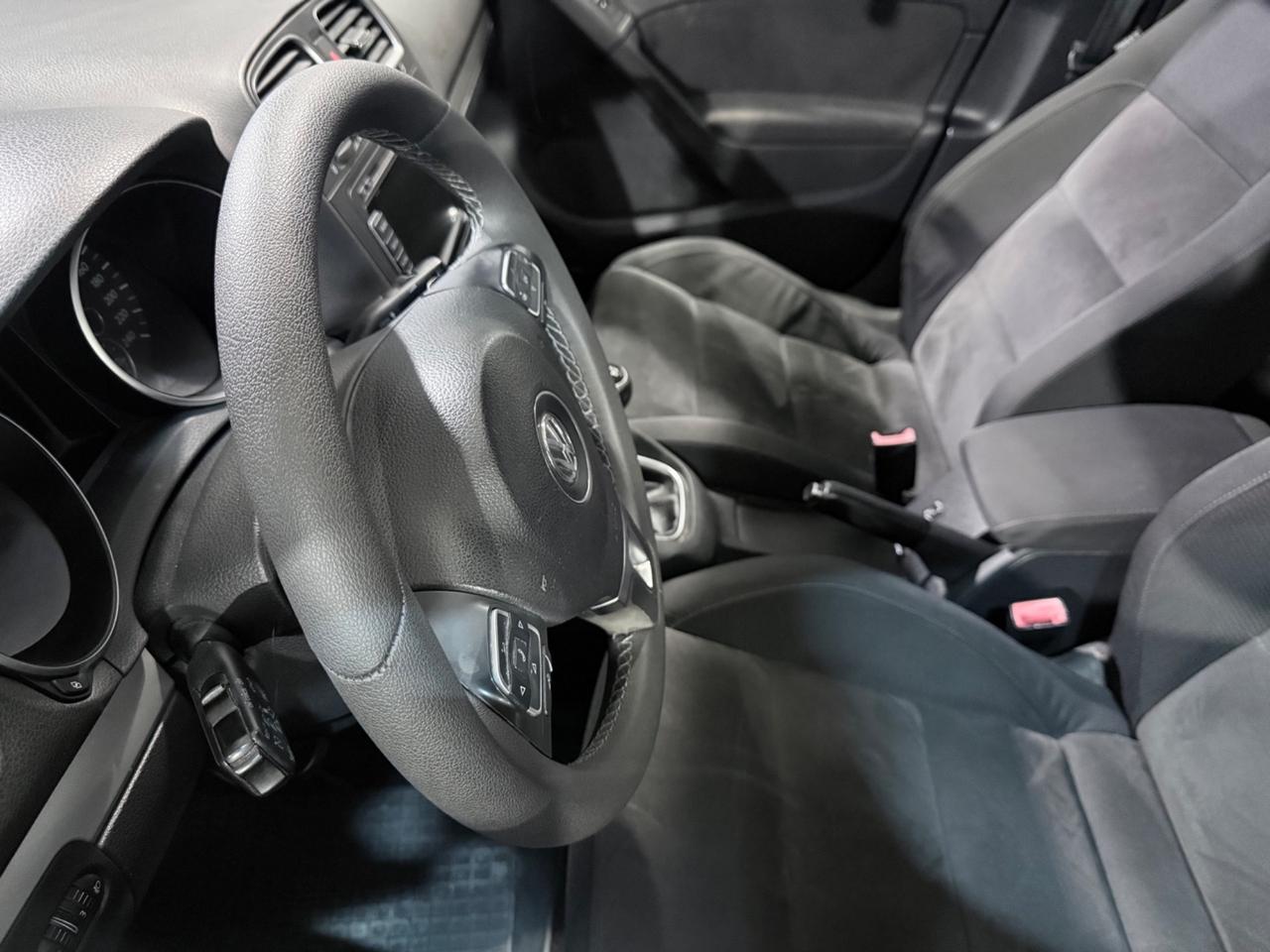 Volkswagen Golf 1.6 TDI DPF 5p. Highline