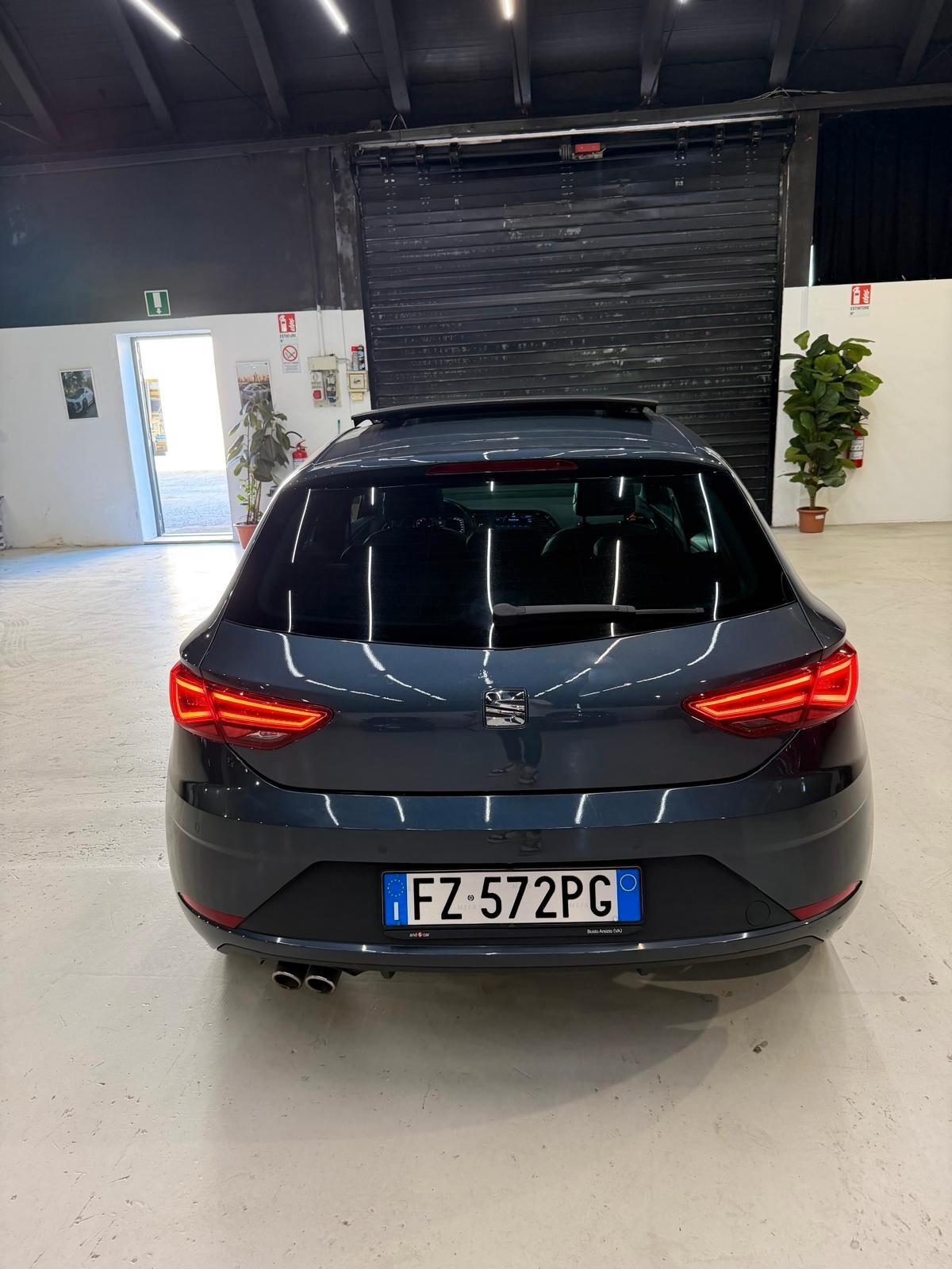Seat Leon 2.0 TDI 150 CV DSG 5p. Black Edition