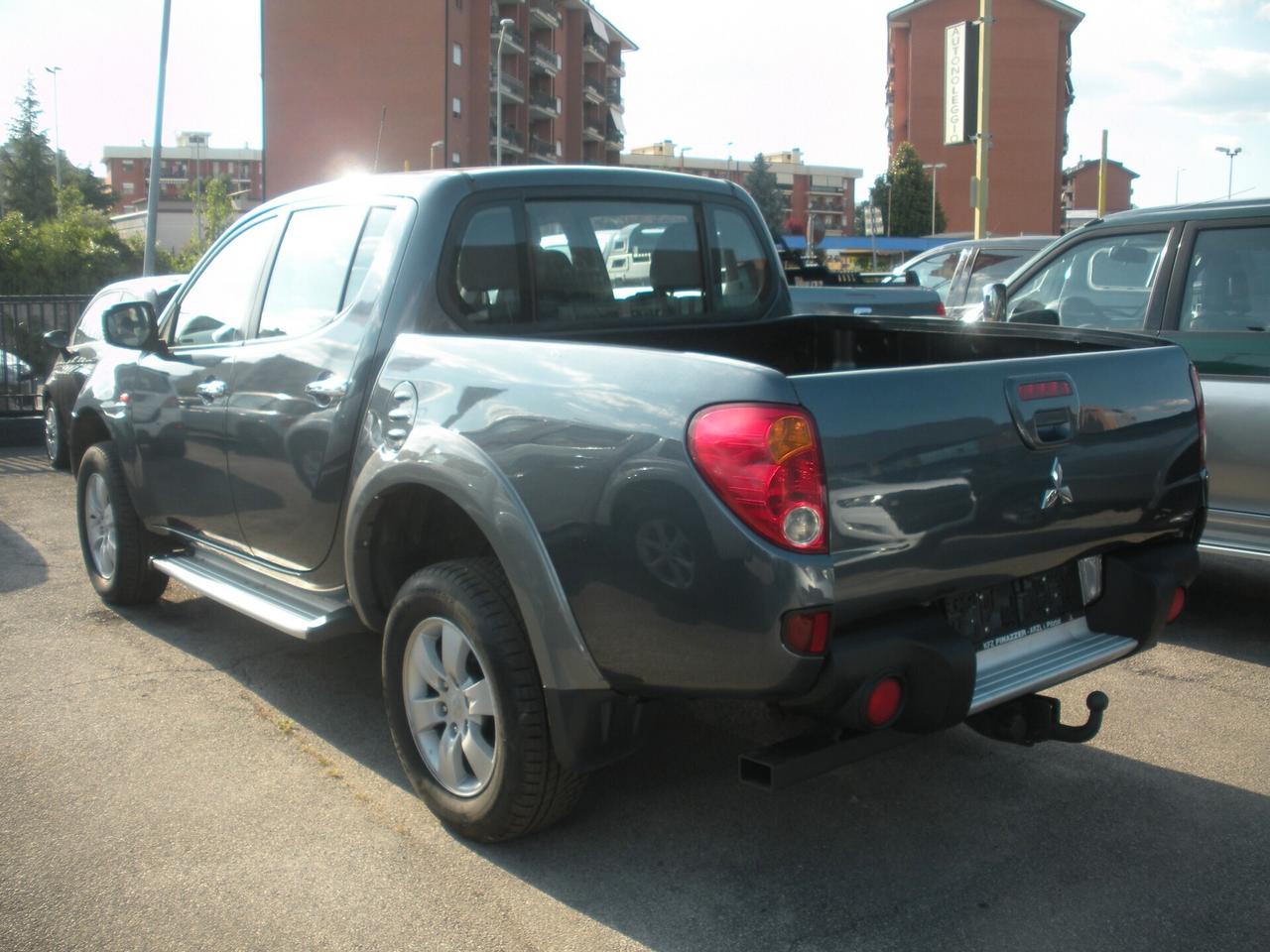 Mitsubishi L200 2.5 DI-D/136CV DC Intense