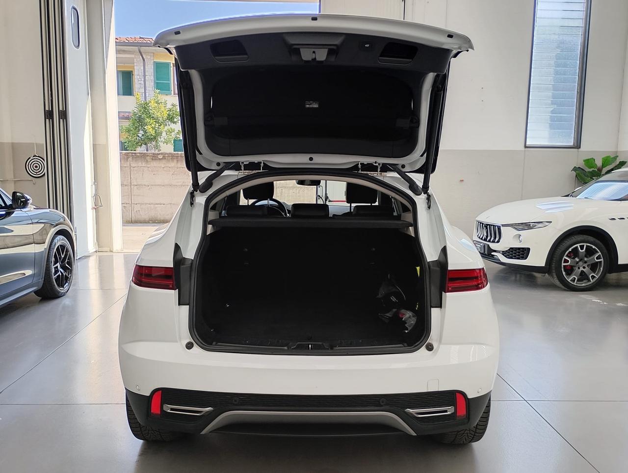 Jaguar E-Pace 2.0D I4 163 CV AWD Auto R-Dynamic SE