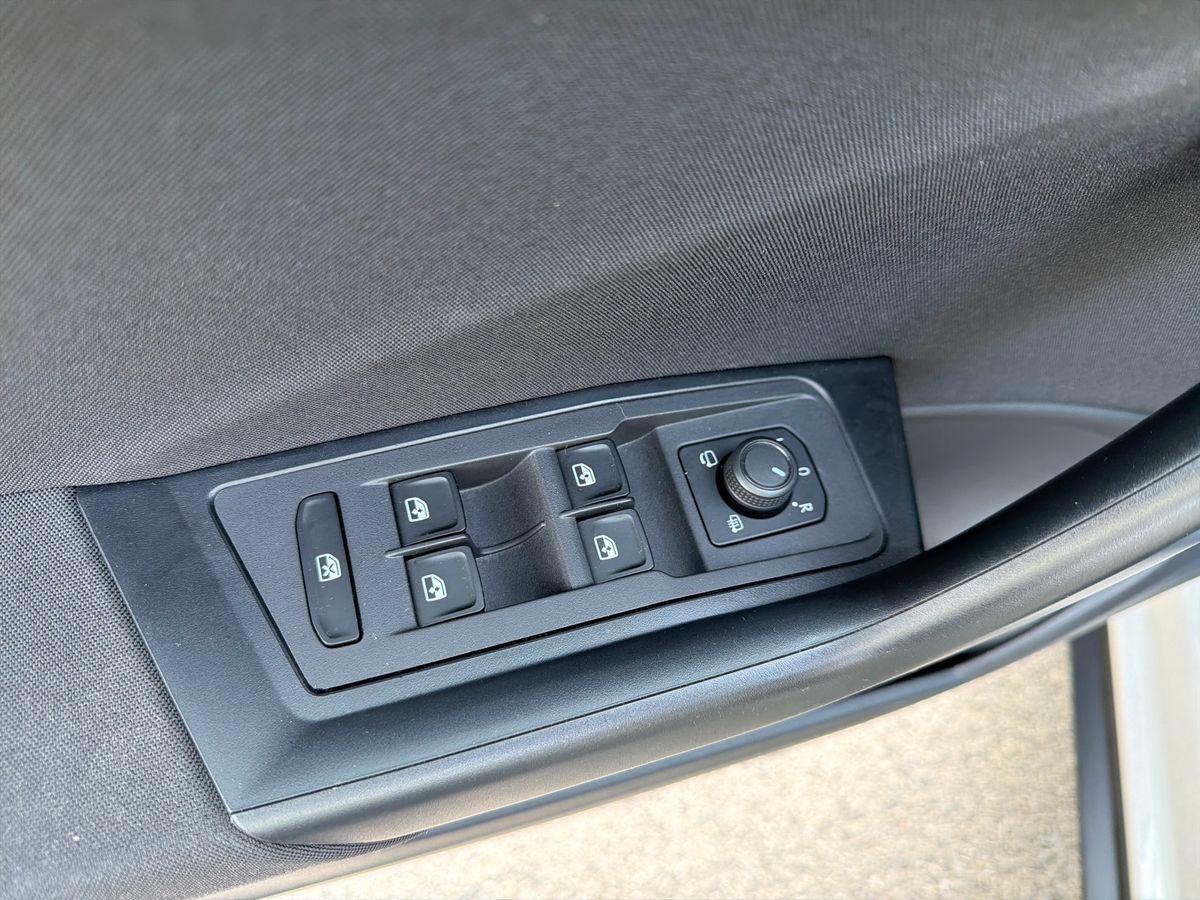 VOLKSWAGEN T-Roc 2022 - T-Roc 1.5 tsi Life
