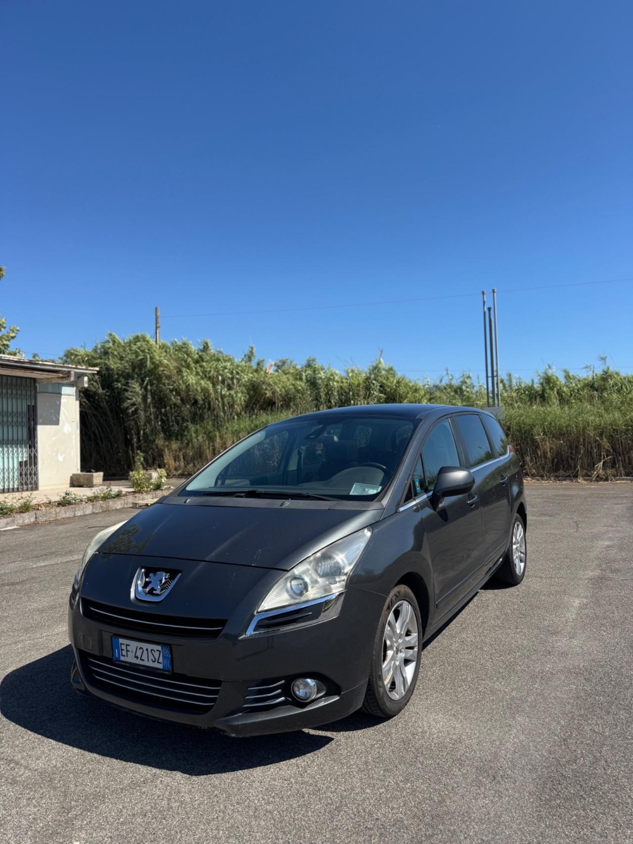 Peugeot 5008 1.6 HDi 112CV Premium