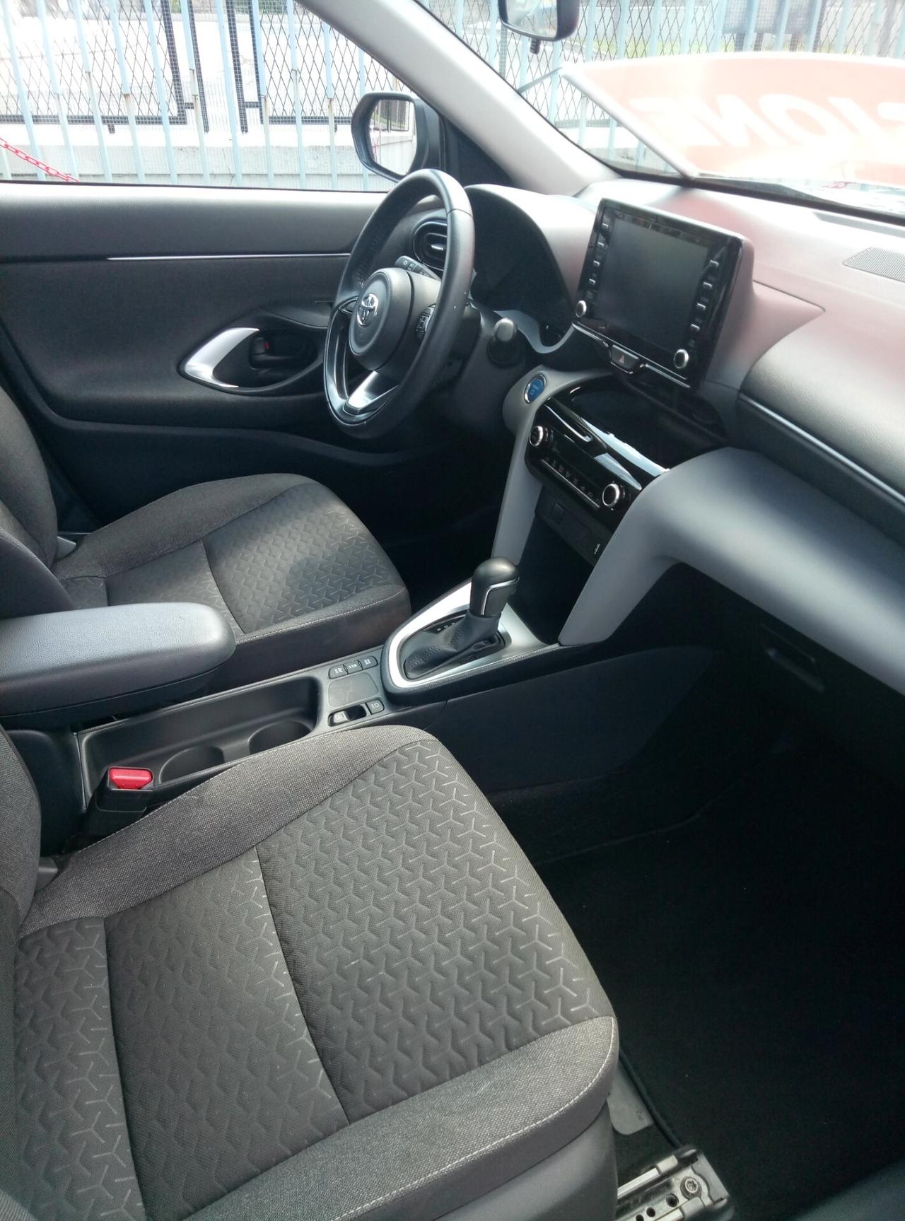 Toyota Yaris Cross 1.5 Hybrid 5p. E-CVT Business