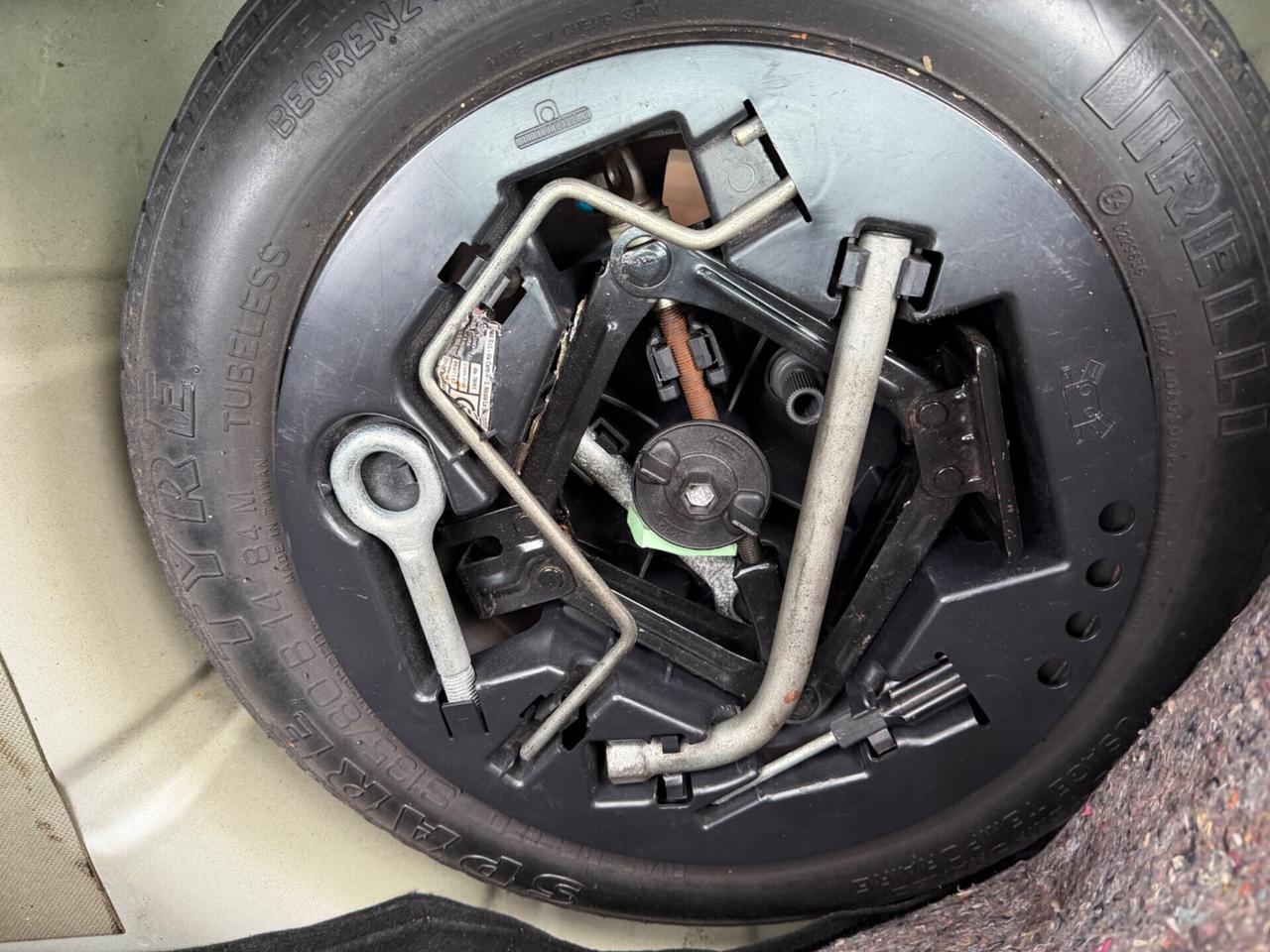 Lancia Ypsilon 1.2 benzina euro4 NEOPATENTATI