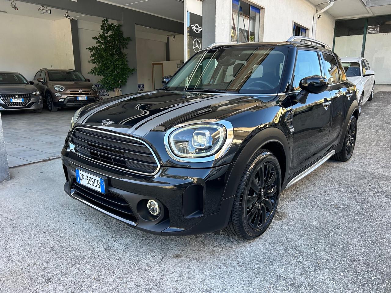 Mini Countryman COOPER D ( 80.000 KM )Pari al Nuovo!