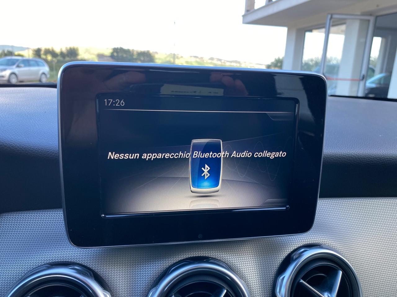 Mercedes-benz GLA 180 GLA 180d SPORT FULL OPTIONAL