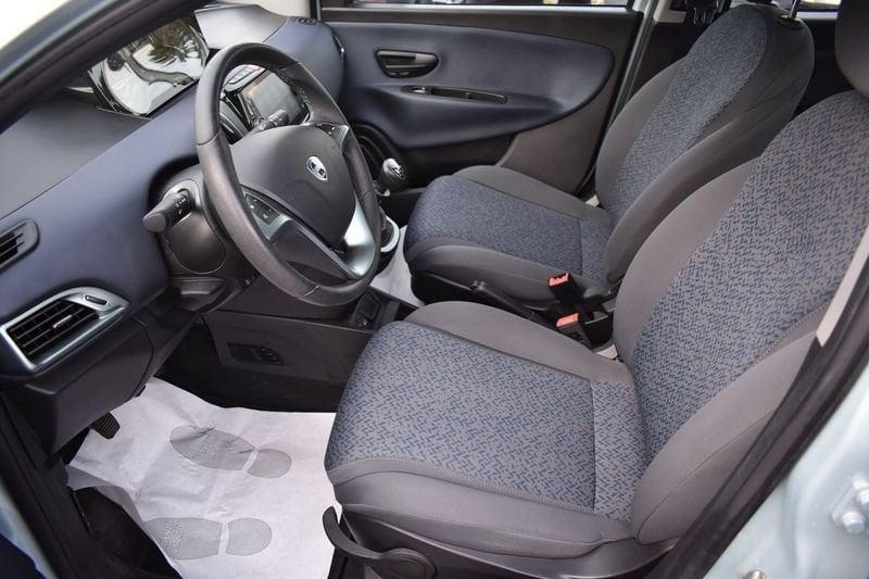 Lancia Ypsilon Ypsilon 1.0 FireFly 5 porte S&S Hybrid Gold Plus