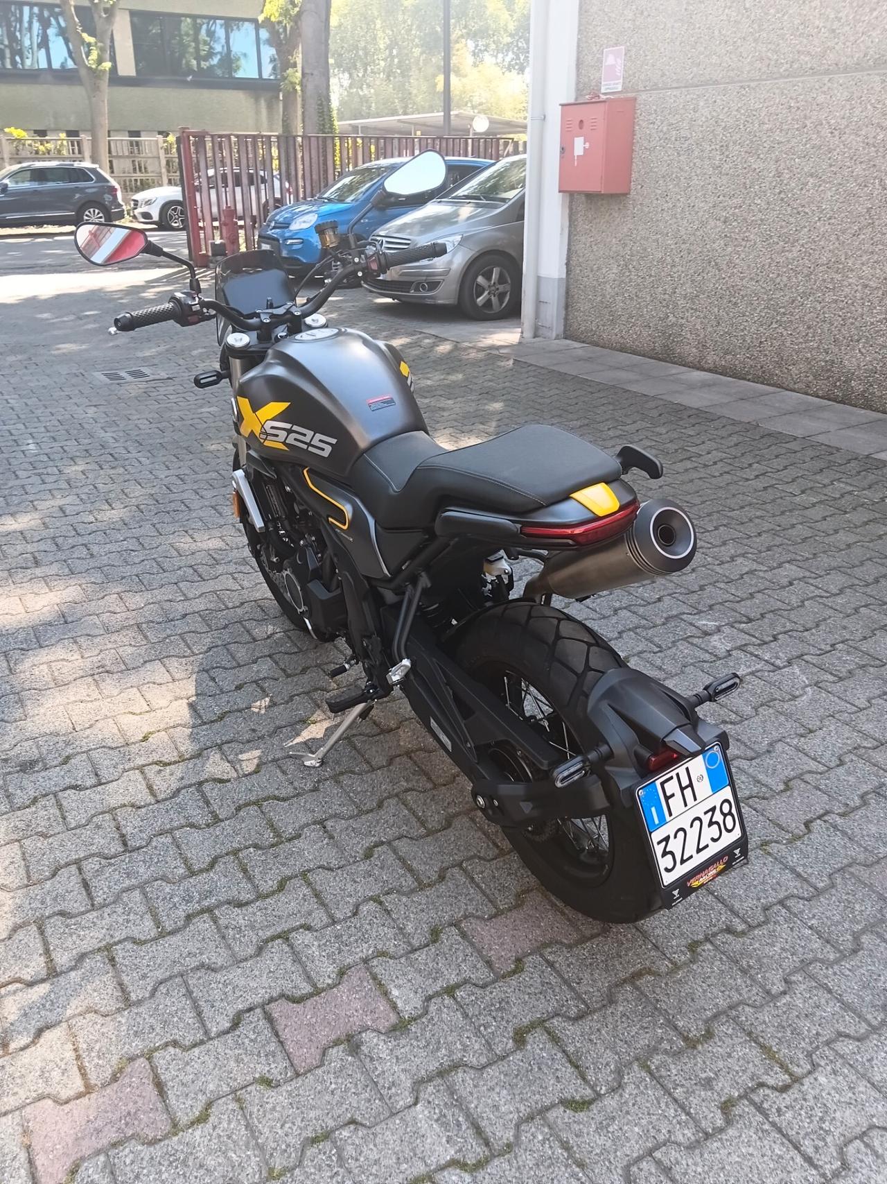 Voge ac 525x