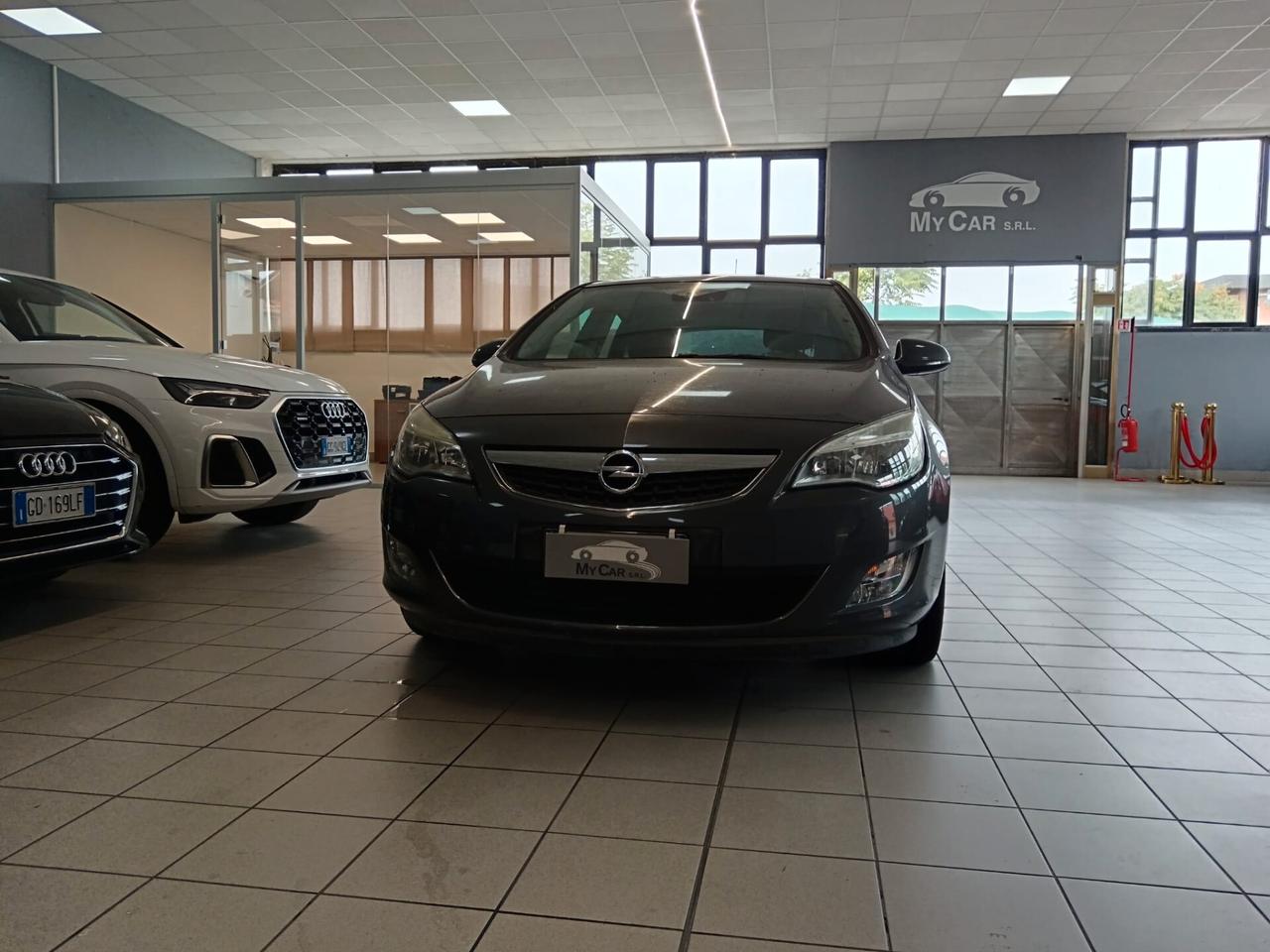 Opel Astra Benzina Manuale