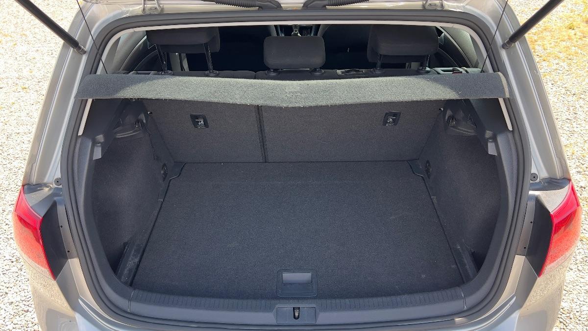 VOLKSWAGEN - Golf 1.6 tdi Trendline 90cv 5p E6