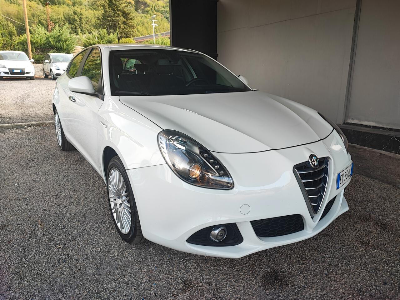 Alfa Romeo Giulietta 1.6 JTDm-2 105 CV Exclusive