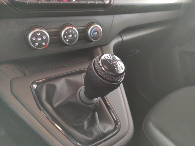 RENAULT Kangoo 4ª serie - Kangoo 1.5 Blue dCi 115 CV Authentic