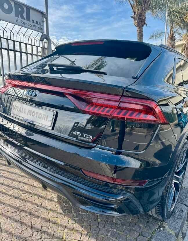 AUDI Q8 3.0 TDI 286 CV quattro tiptronic Sport