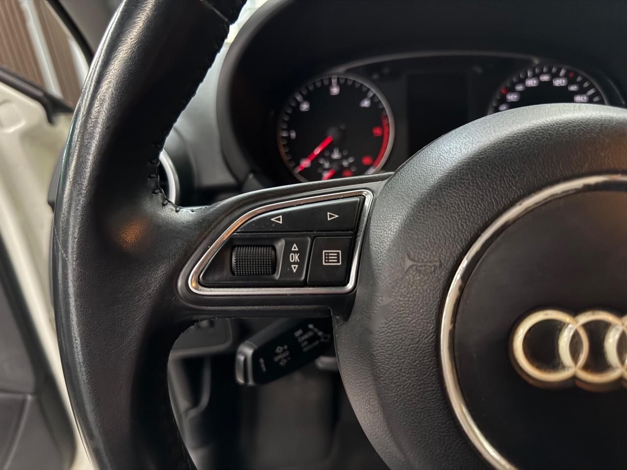 Audi A1 SPB 1.6 TDI S line Edition plus