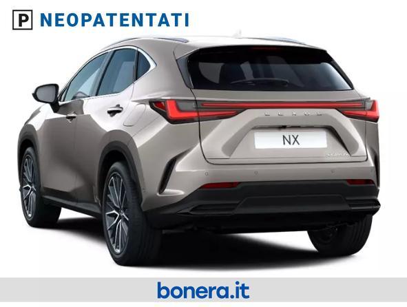 Lexus NX 2.5 Plug-in Luxury 4WD e-CVT