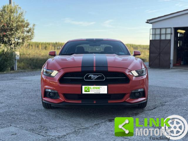 FORD Mustang Gt coupé