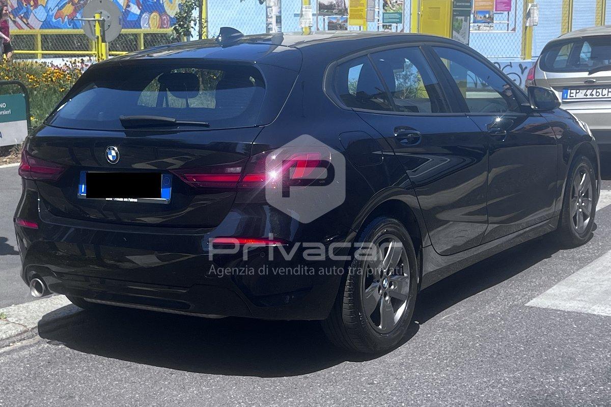 BMW 118i 5p. Advantage
