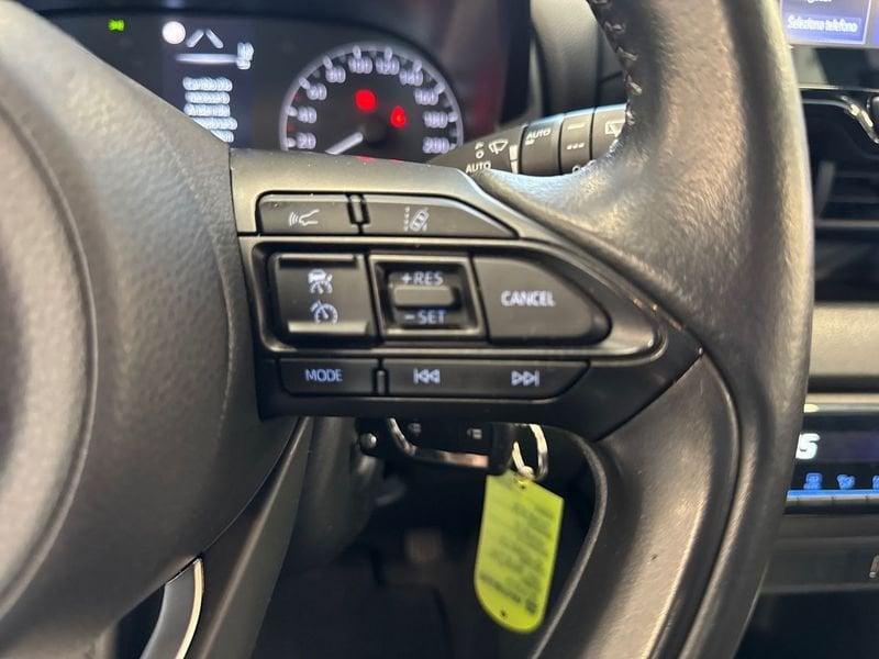 Toyota Yaris Hybrid Active MY22