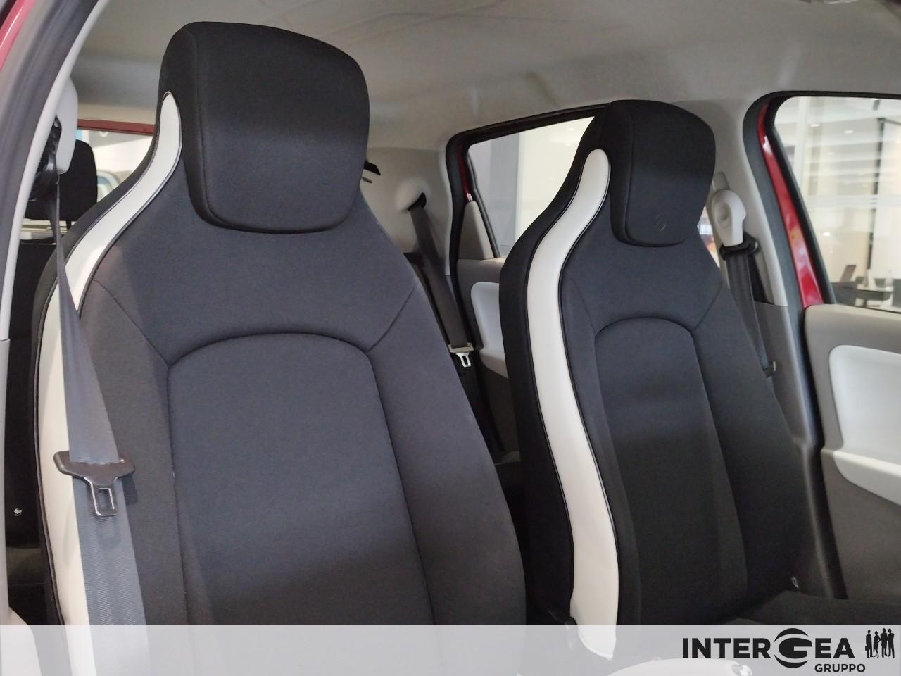 RENAULT Zoe Intens Q90 88cv my18