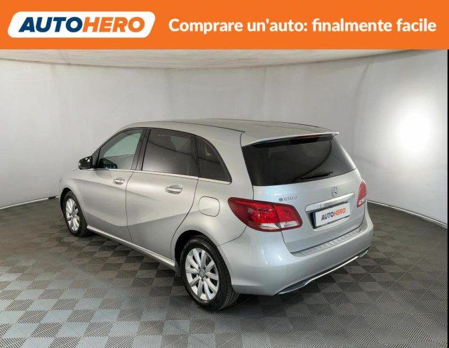 MERCEDES-BENZ B 180 d Automatic Business