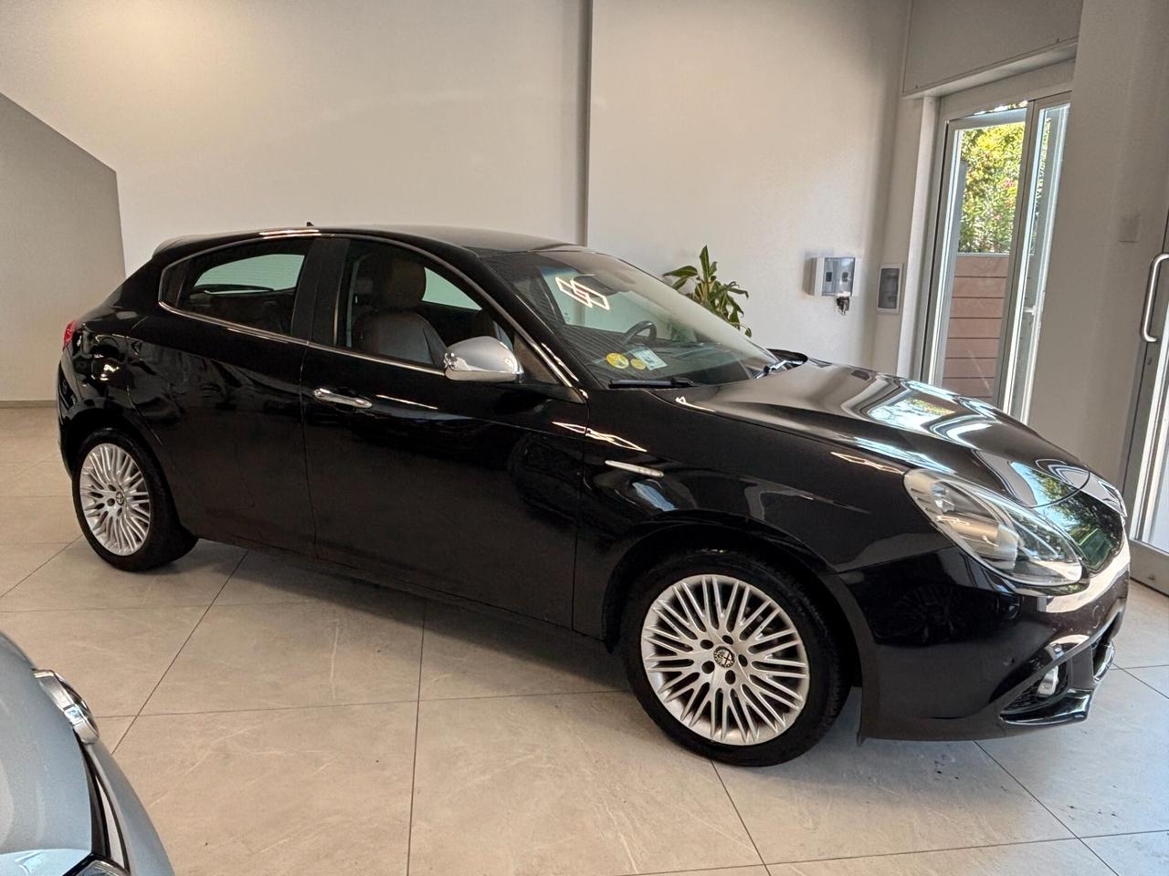 Alfa Romeo Giulietta 1.6 JTDm-2 105 CV Exclusive