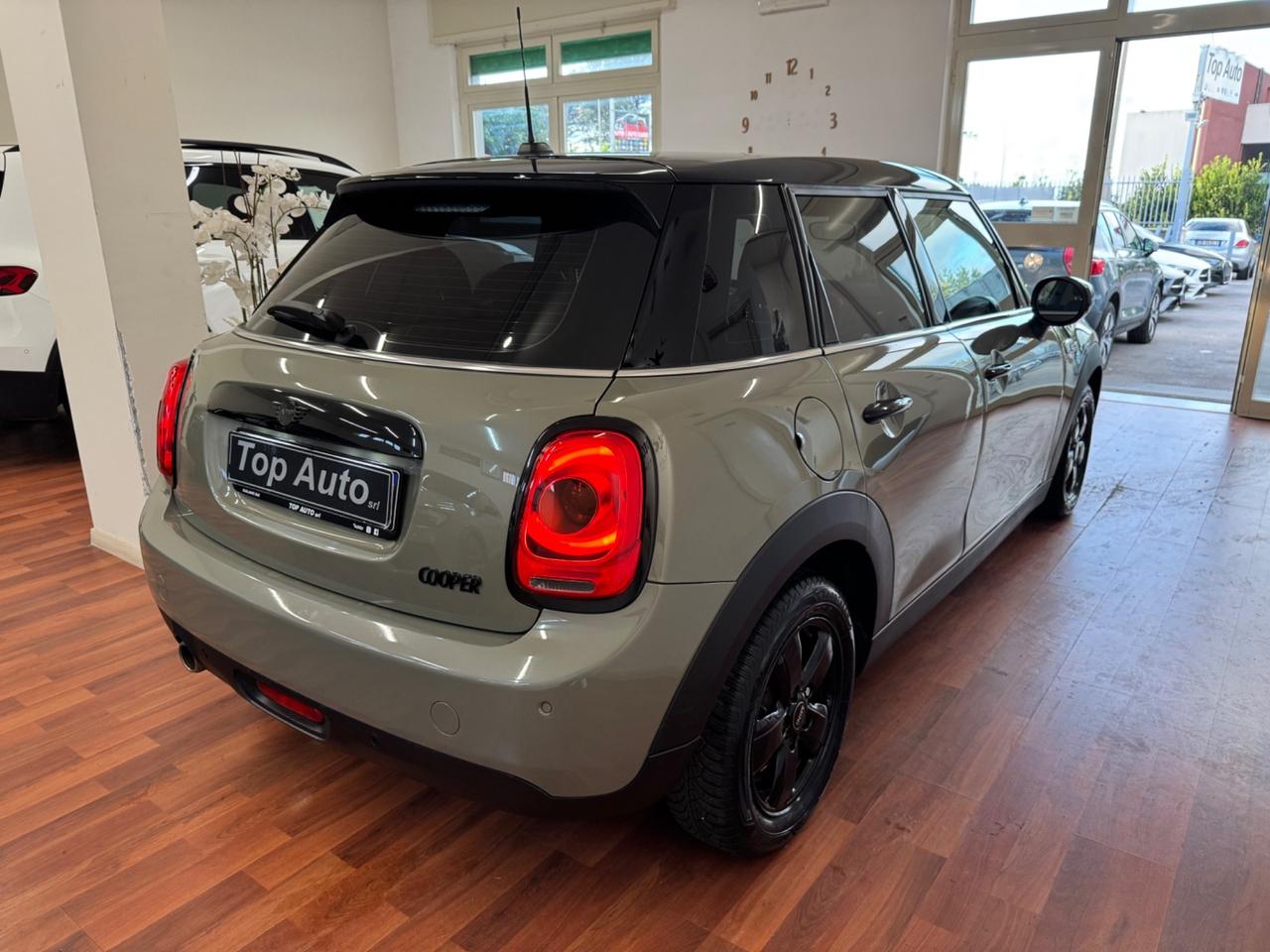 MINI 1.5 COOPER AUT. BUSINESS 5p. - MY20