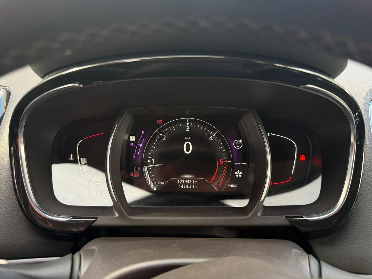 Renault Espace dCi 160CV - diesel - 2017