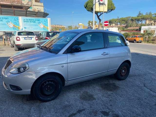 Lancia Ypsilon Ypsilon 1.2 8v Diva 69cv