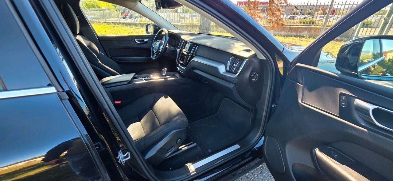 Volvo XC 60 B4 Momentum Pro